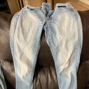 American eagle faded skinny jeans, sz 2, LN